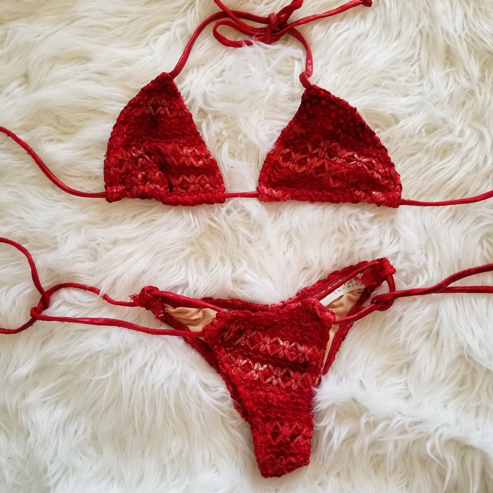 Red Suit